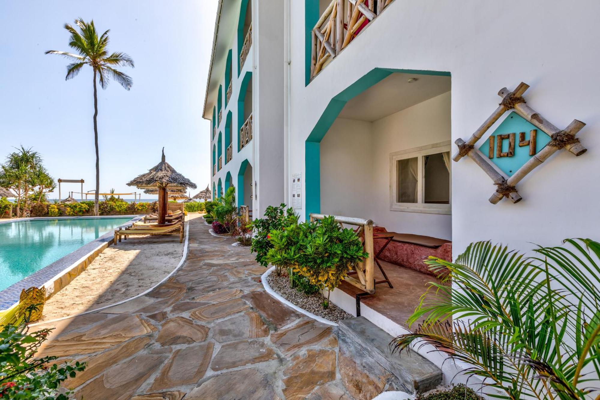 Ahg Sun Bay Mlilile Beach Hotel Matemwe  Esterno foto